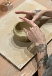 Aprèn a crear la teva peça de ceràmica de la mà de L’Atelier Molí | Creativa Barcelona