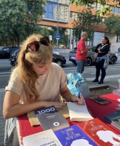 JOYAS ARTESANALES Y LIBROS DE AUTORA | Creativa Barcelona